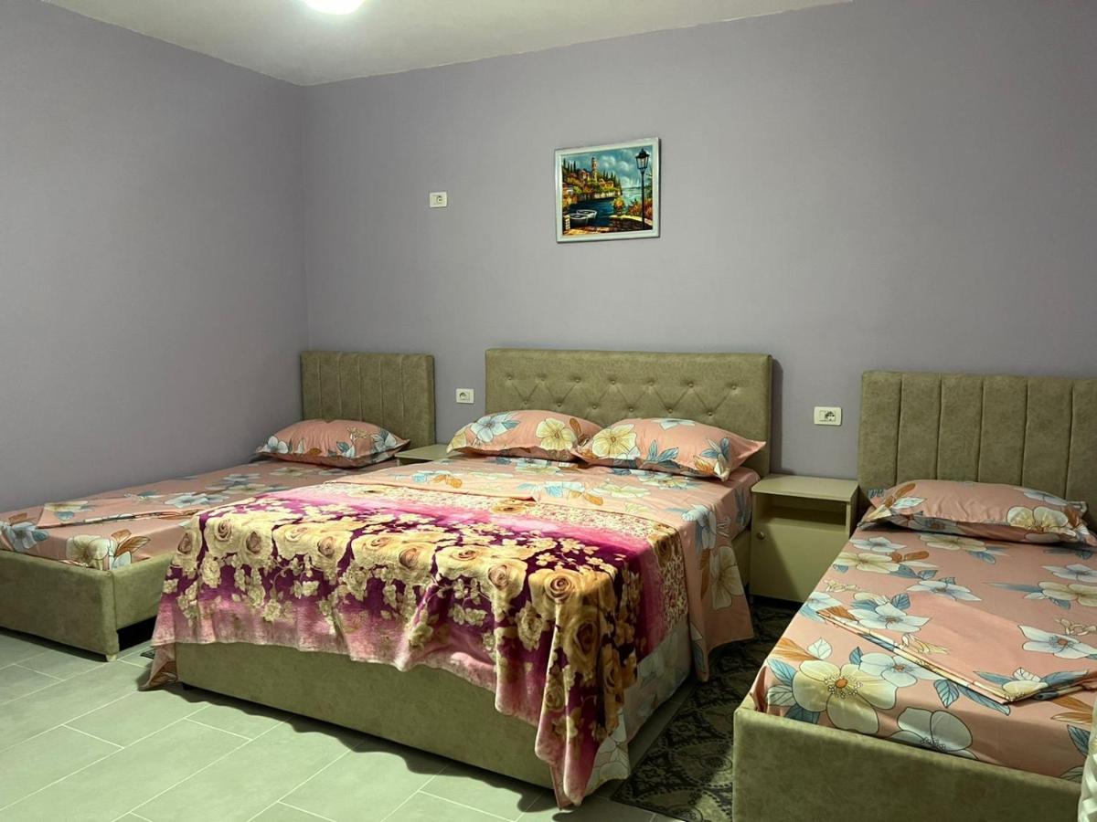 Hotel Ziku ดูร์เรส ภายนอก รูปภาพ