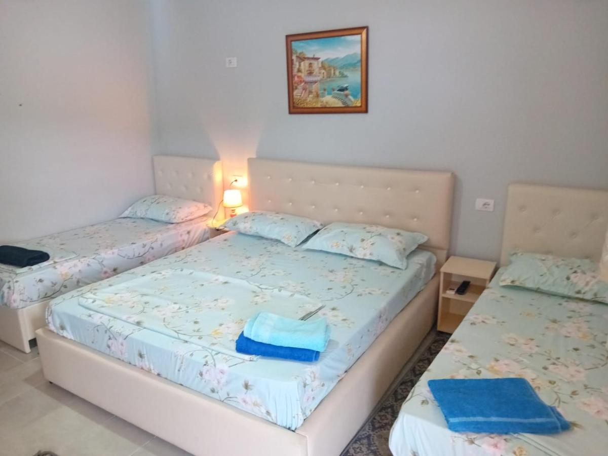 Hotel Ziku ดูร์เรส ภายนอก รูปภาพ